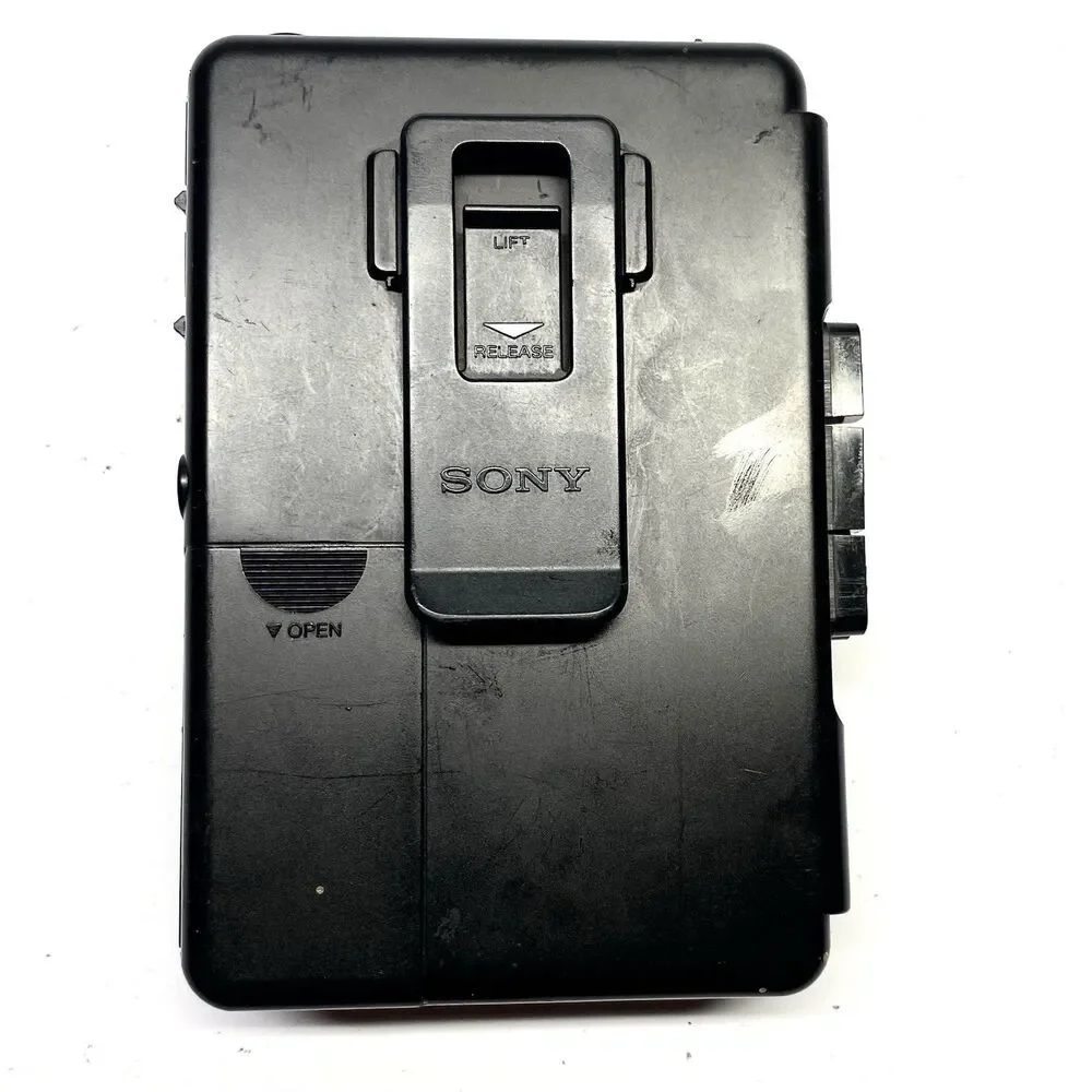 Sony Walkman WM-F2015 FM/AM Cassette Player New Drive Belts Working Condition